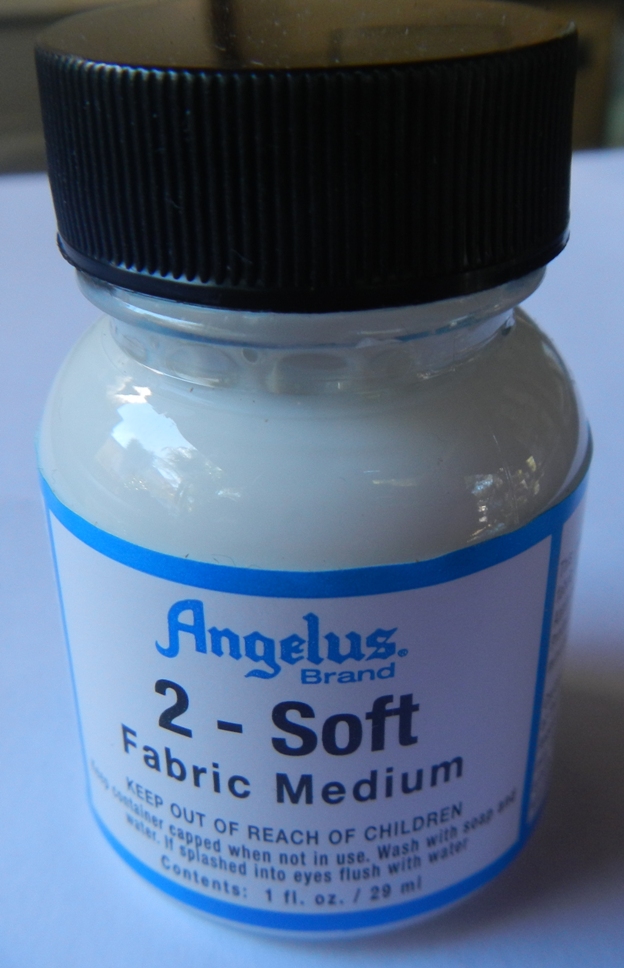 Angelus 2 - Soft Fabric Medium, 1 oz.